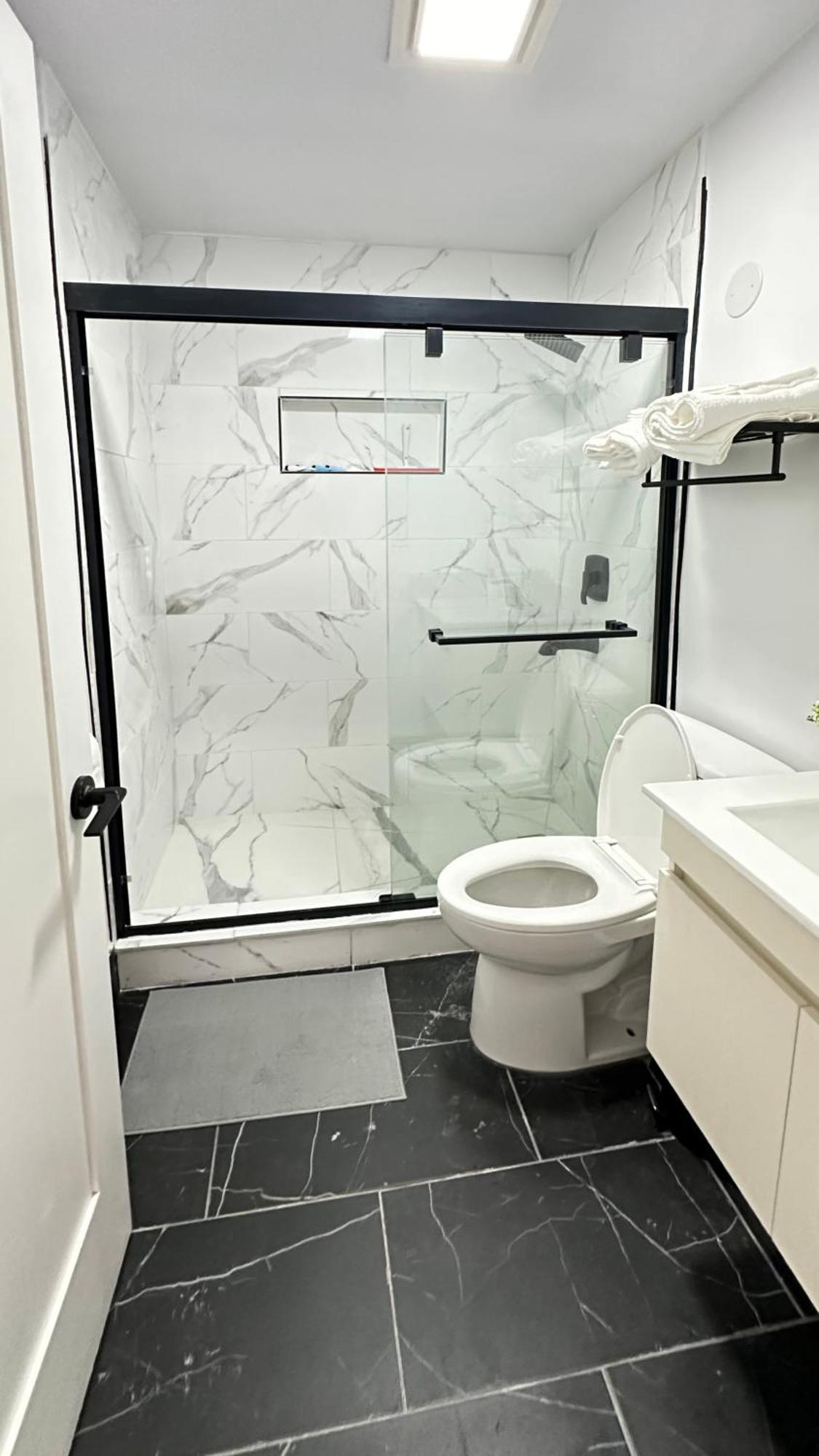Modern 2Br Stylish & Cozy Unit Bed & Breakfast Los Angeles Bagian luar foto
