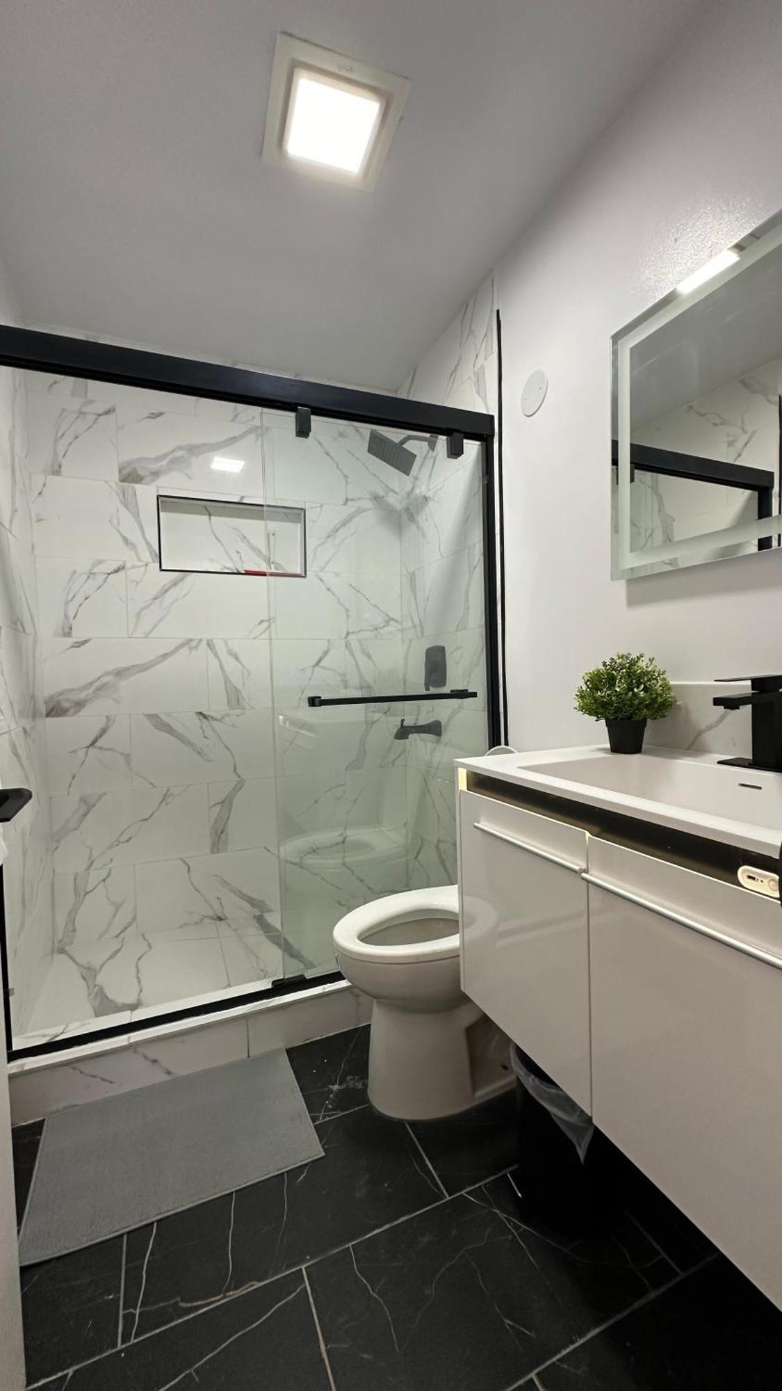 Modern 2Br Stylish & Cozy Unit Bed & Breakfast Los Angeles Bagian luar foto