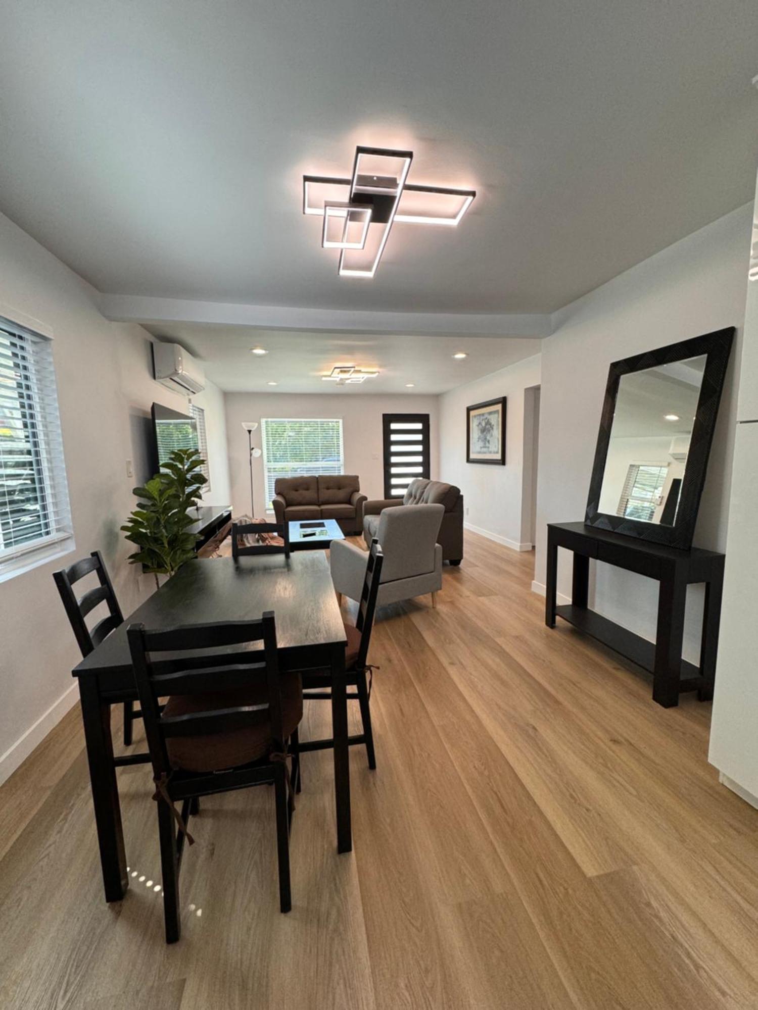Modern 2Br Stylish & Cozy Unit Bed & Breakfast Los Angeles Bagian luar foto